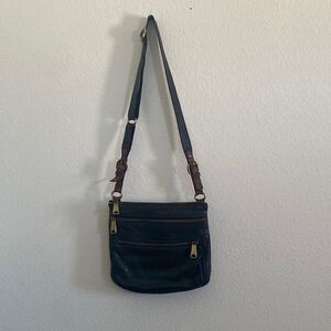 FOSSIL Women’s Crossbody Soft Thick Leather Bag